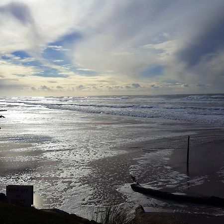 D Sands Condominium Motel Lincoln City Dış mekan fotoğraf